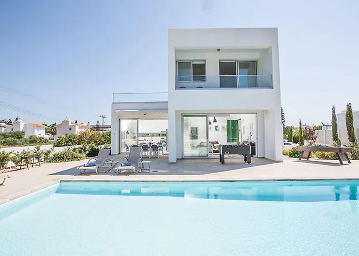 Ochosto Selene - Stunning 5 Bedroom With Private Pool