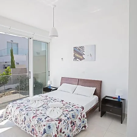 Villa Kacy Aq Ccv3 * Protaras