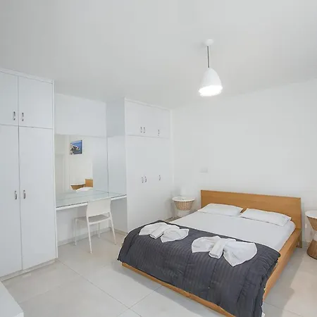 Villa Kacy Aq Ccv3 *