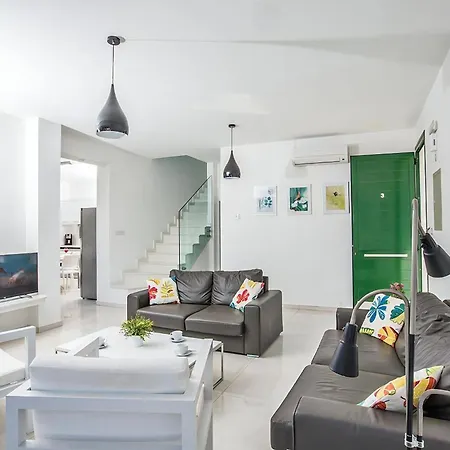 Villa Ochosto Selene - Stunning 5 Bedroom With Private Pool - Close To The