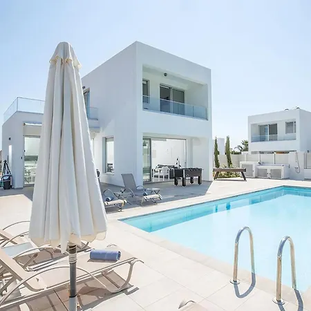 Villa Ochosto Selene - Stunning 5 Bedroom With Private Pool - Close To The
