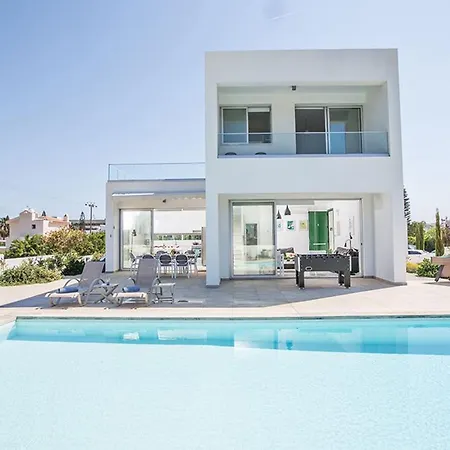 Ochosto Selene - Stunning 5 Bedroom With Private Pool
