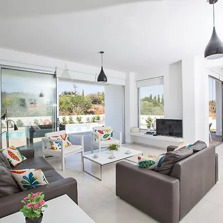 Ochosto Selene - Stunning 5 Bedroom With Private Pool Villa *